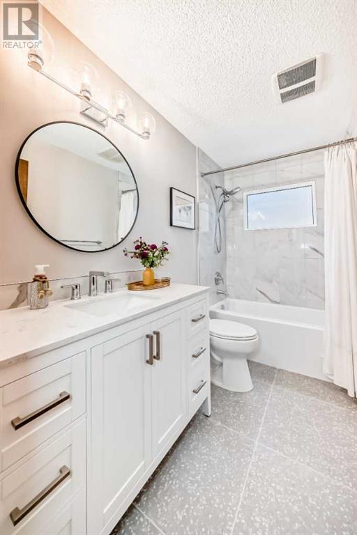 655 deercroft Way SE, Calgary, Alberta