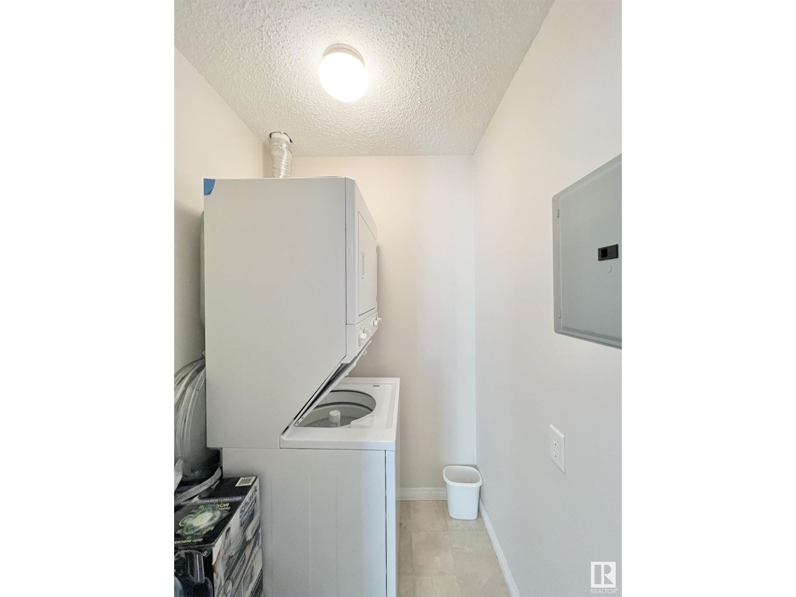 #315 11325 83 ST NW - Image 9