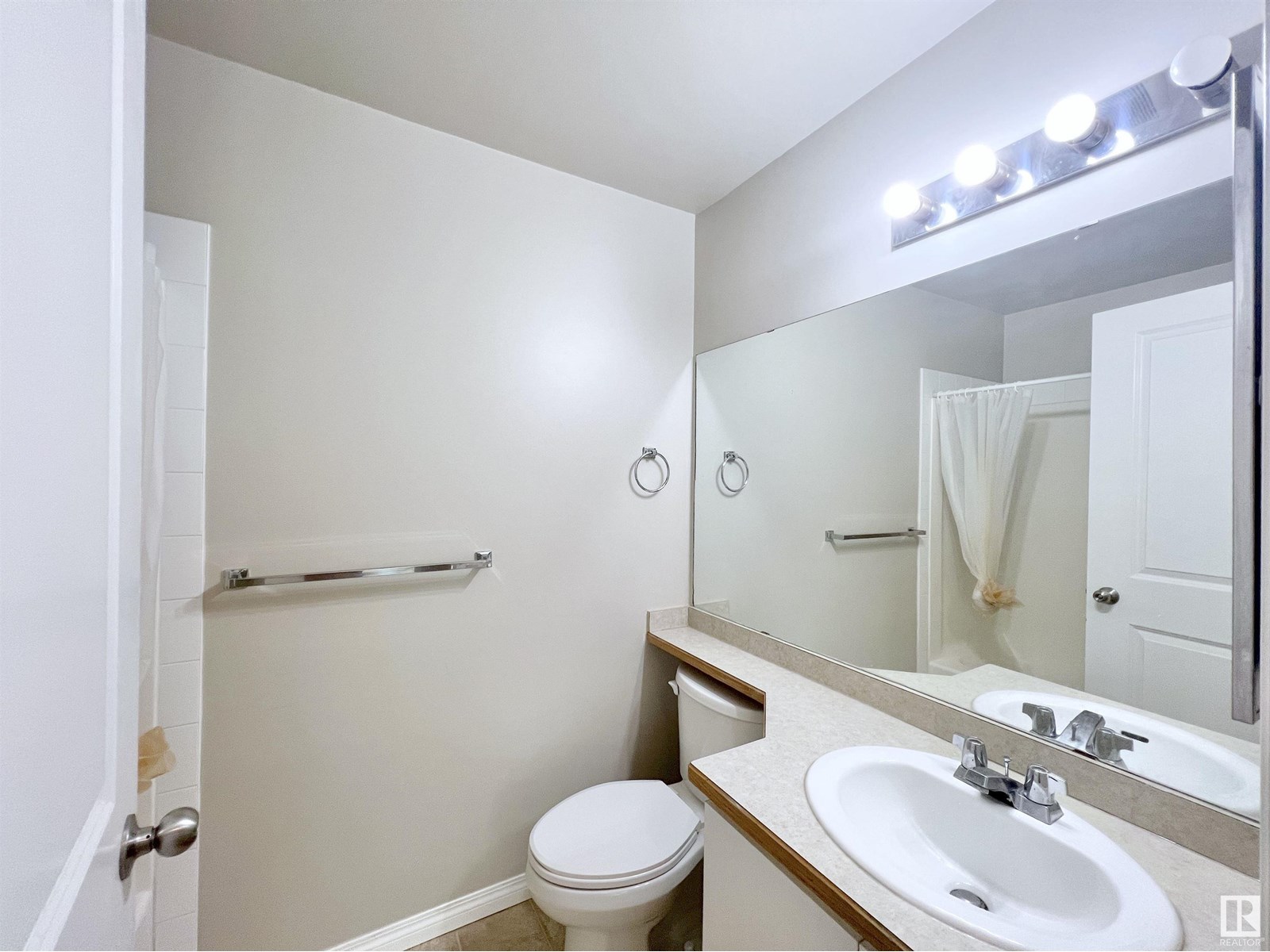 #315 11325 83 ST NW - Image 13