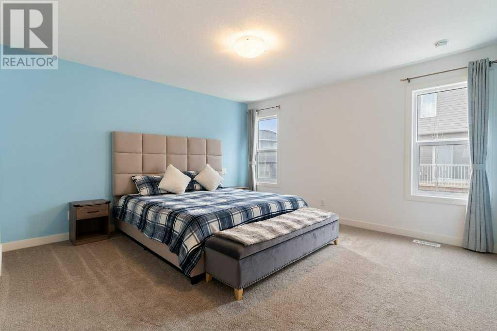 Single Family House 4 Level for Sale in  Sage Bluff Rise NW Sage Hill Calgary 
