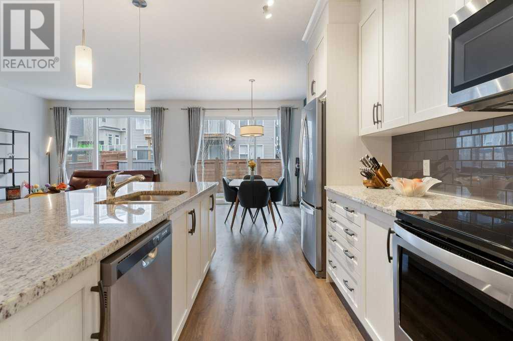 Single Family House 4 Level for Sale in  Sage Bluff Rise NW Sage Hill Calgary 