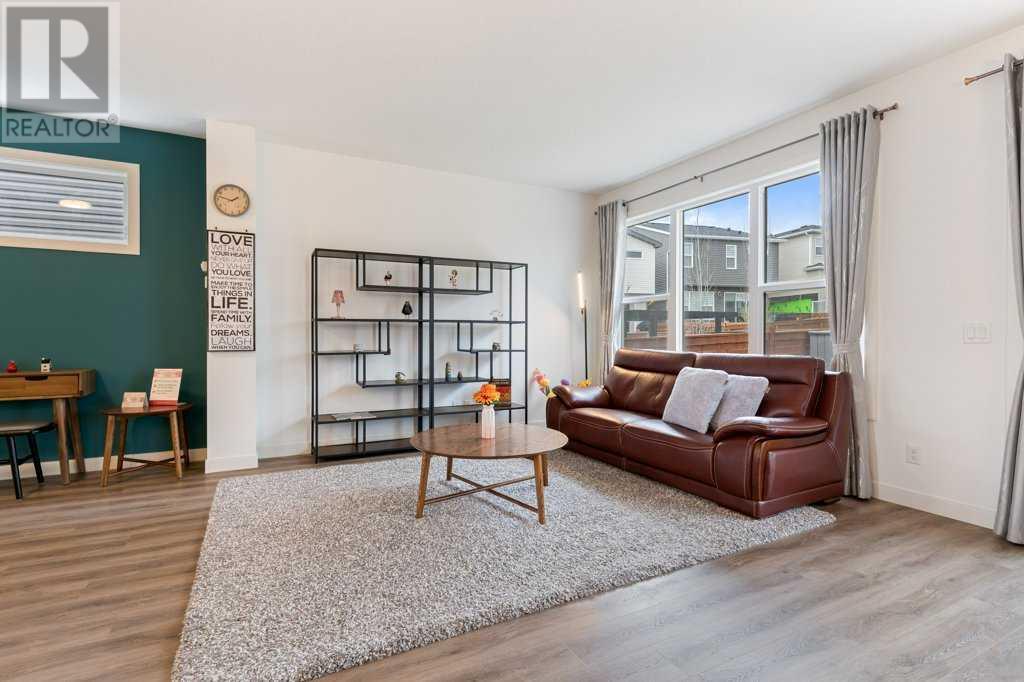 Single Family House 4 Level for Sale in  Sage Bluff Rise NW Sage Hill Calgary 