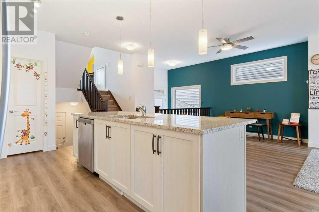 Single Family House 4 Level for Sale in  Sage Bluff Rise NW Sage Hill Calgary 