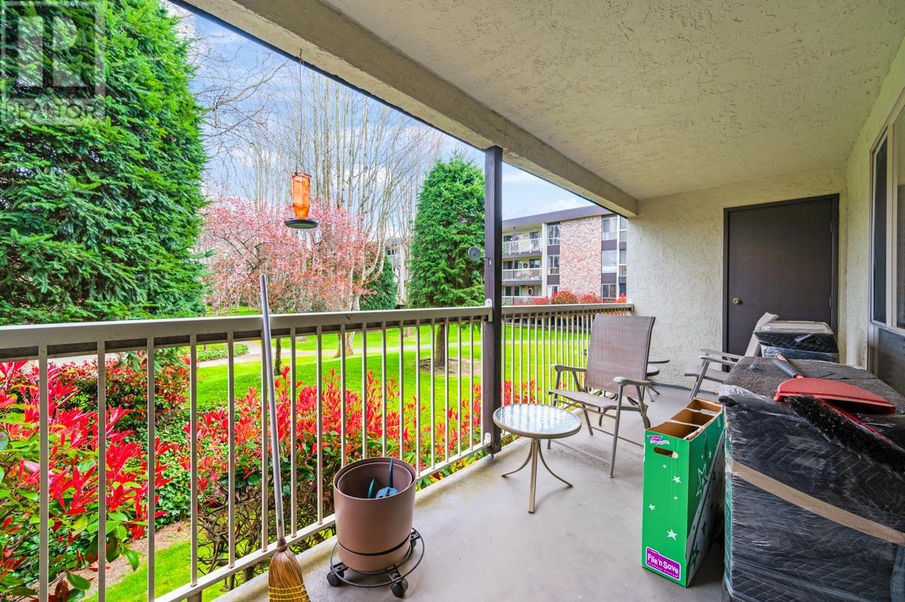 Photo 5 of 118 7631 Steveston Highway, Richmond BC