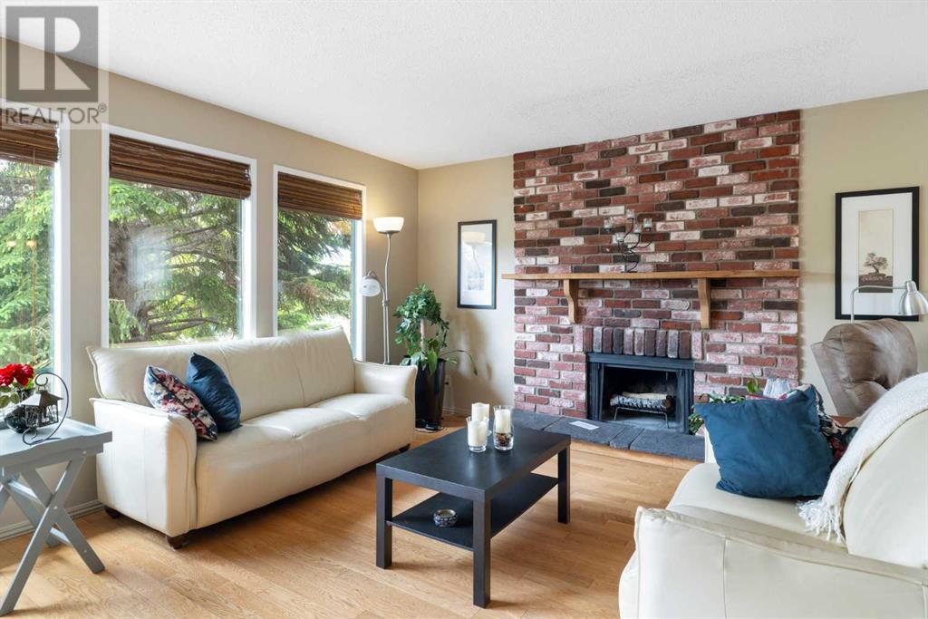 Single Family House Bungalow for Sale in  Deerview Place SE Deer Ridge Calgary 