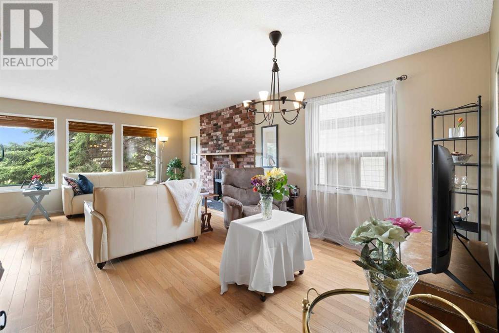 Single Family House Bungalow for Sale in  Deerview Place SE Deer Ridge Calgary 