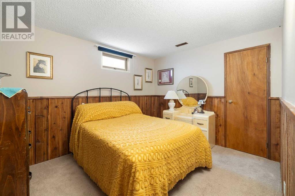 Single Family House Bungalow for Sale in  Deerview Place SE Deer Ridge Calgary 