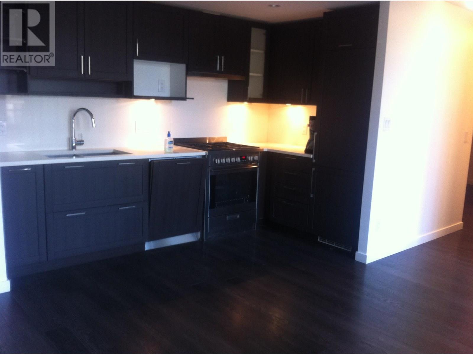 Photo 6 of 603 5665 Boundary Road, Vancouver BC