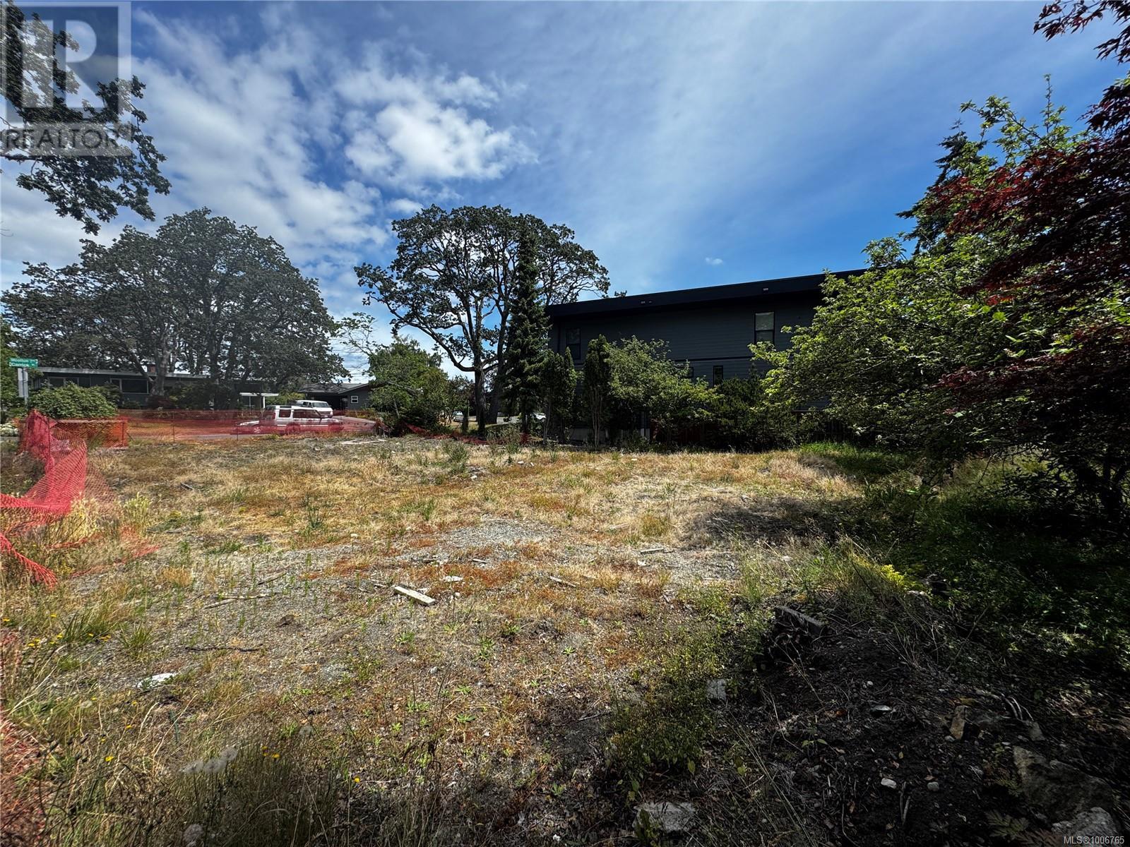  2501 Wootton Crescent, Oak Bay
