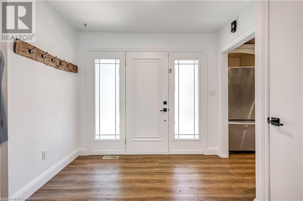 Photo 4 of 5585 Belmont Avenue, Niagara Falls ON