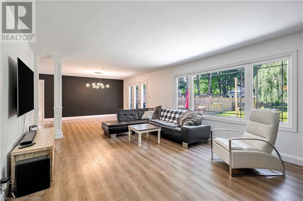 Photo 6 of 5585 Belmont Avenue, Niagara Falls ON