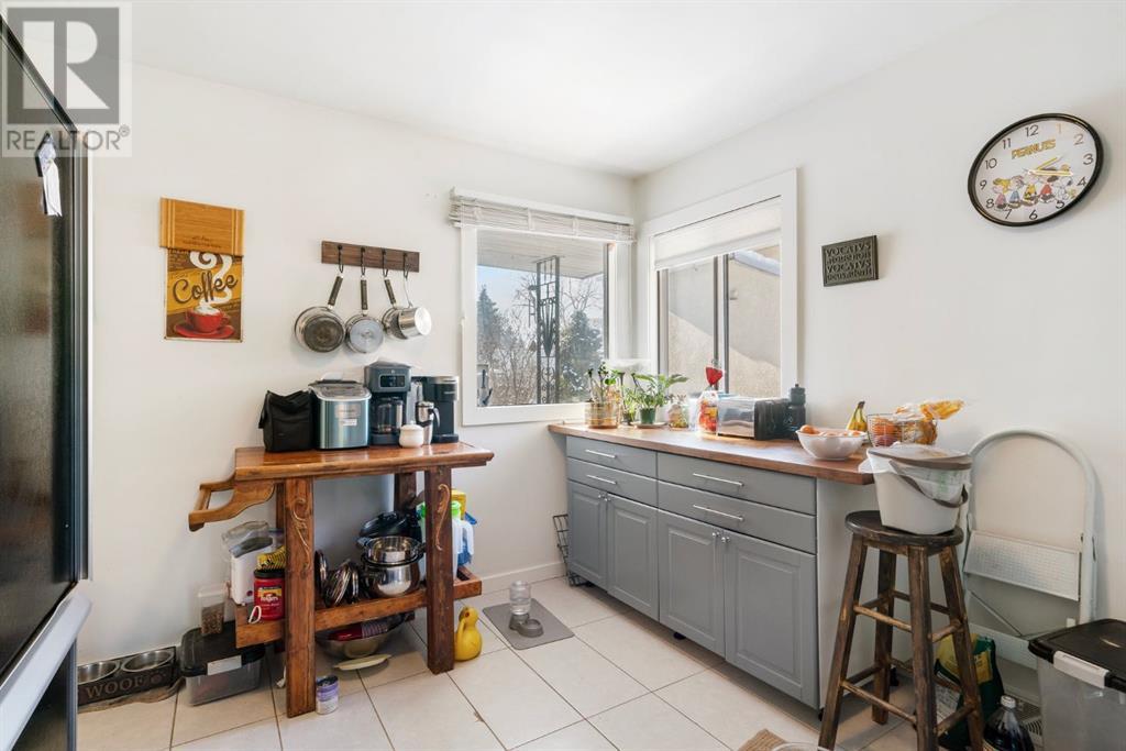 Multi-family House Bungalow for Sale in   Avenue SW Parkhill Calgary 