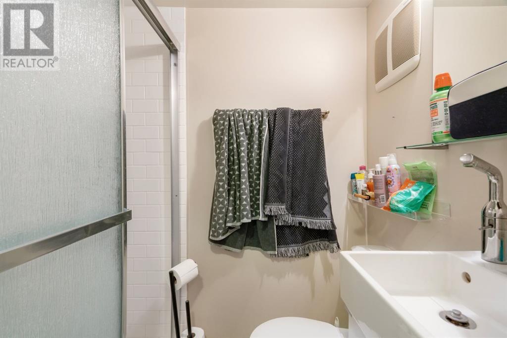 Multi-family House Bungalow for Sale in   Avenue SW Parkhill Calgary 