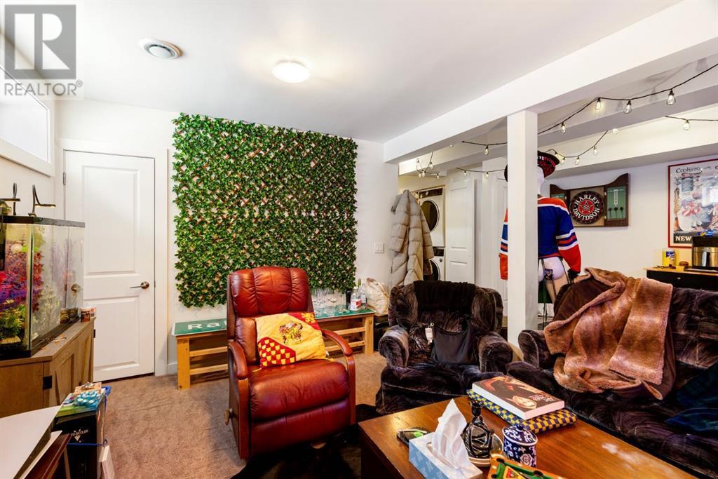 Multi-family House Bungalow for Sale in   Avenue SW Parkhill Calgary 