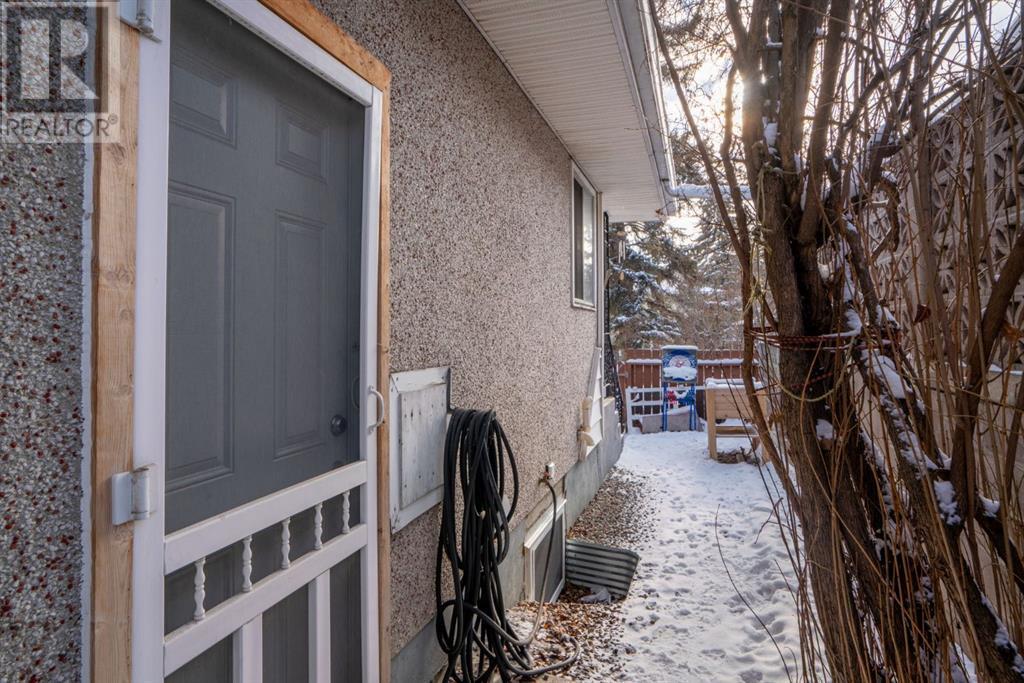 206 43 Avenue SW, Calgary, Alberta
