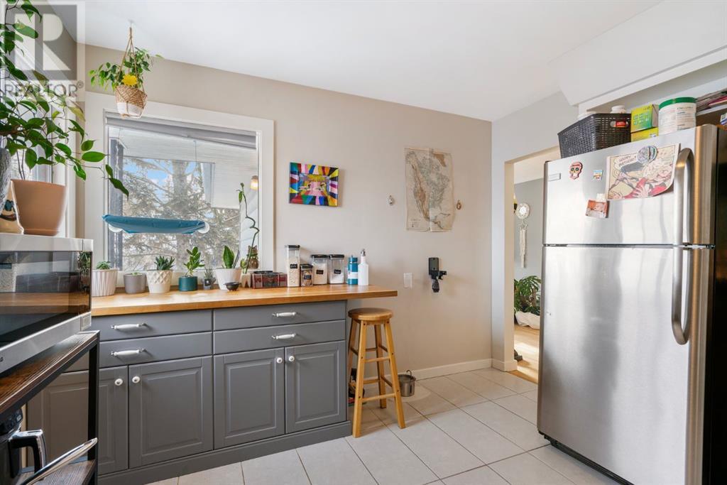 Multi-family House Bungalow for Sale in   Avenue SW Parkhill Calgary 