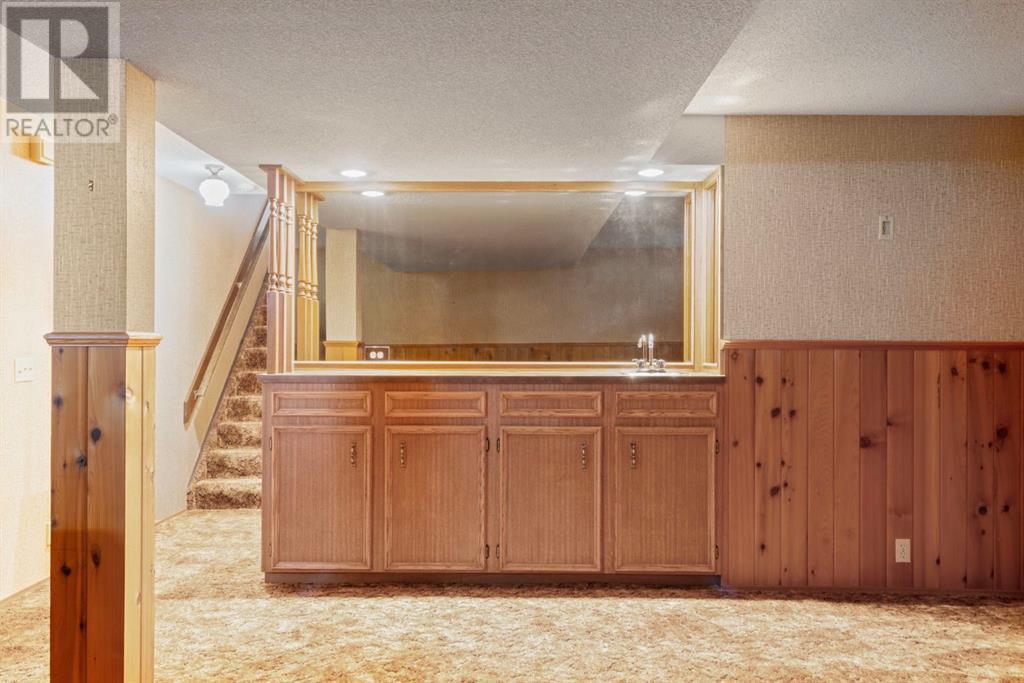 Single Family House for Sale in  Dalcastle Mews NW Dalhousie Calgary 