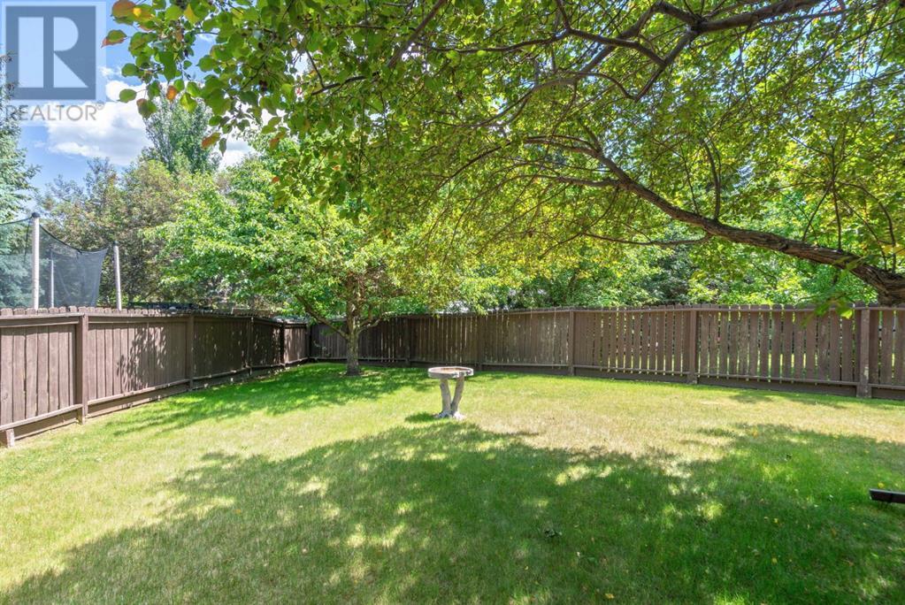 Single Family House for Sale in  Dalcastle Mews NW Dalhousie Calgary 