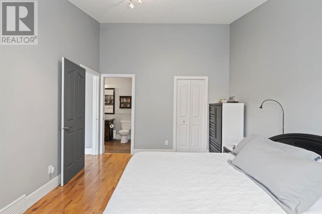 70 Mt Douglas Villas SE, Calgary, Alberta