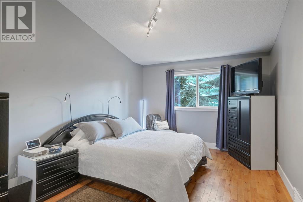 Single Family House Bungalow for Sale in  Mt Douglas Villas SE McKenzie Lake Calgary 