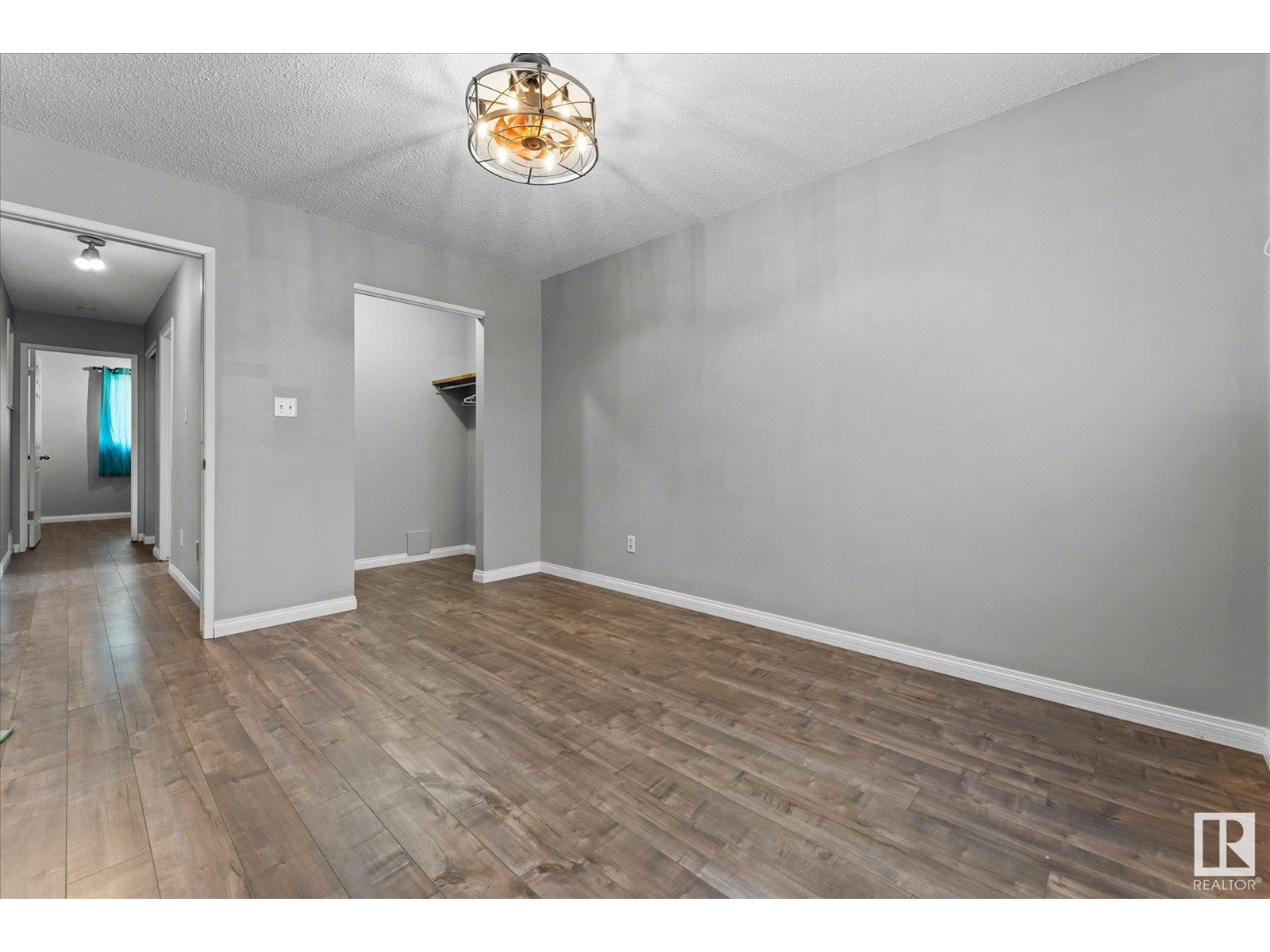 Photo 31 of 33 Westglen Cr, Spruce Grove AB