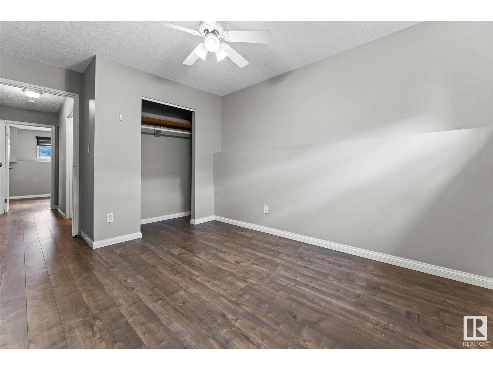 Photo 28 of 33 Westglen Cr, Spruce Grove AB