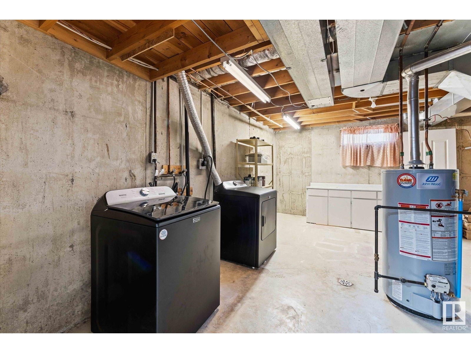 Photo 5 of 33 Westglen Cr, Spruce Grove AB