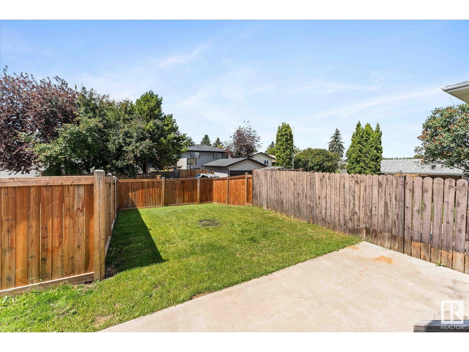 Photo 10 of 33 Westglen Cr, Spruce Grove AB