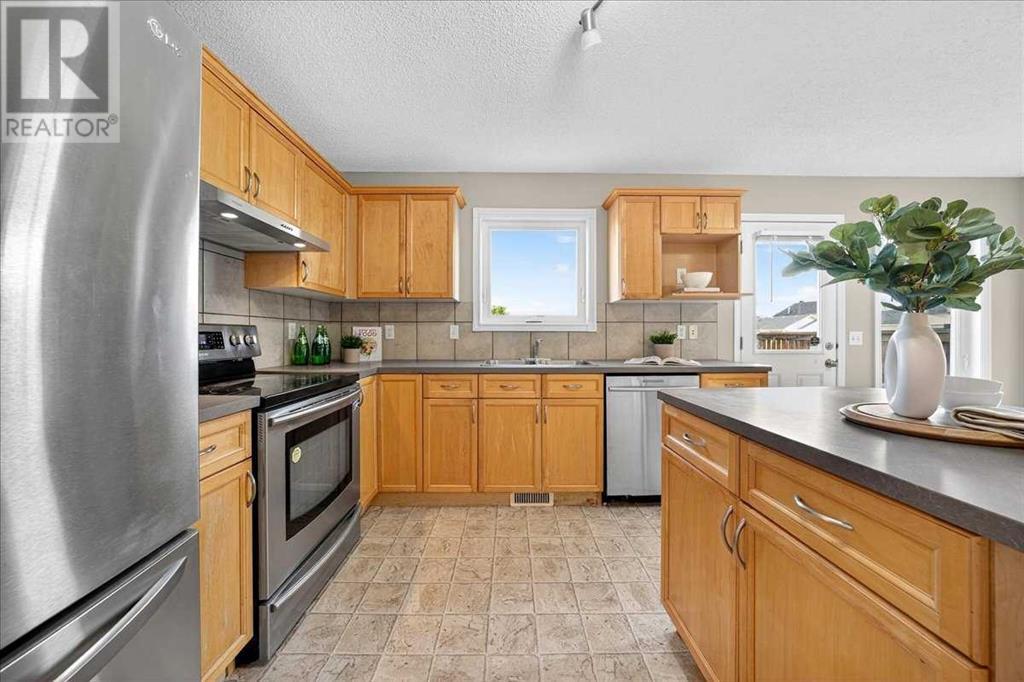 Single Family House for Sale in  Covemeadow Road NE Coventry Hills Calgary 