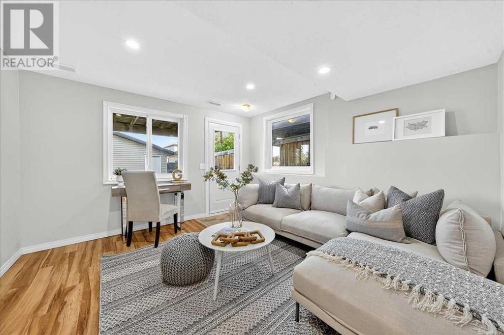 Single Family House for Sale in  Covemeadow Road NE Coventry Hills Calgary 