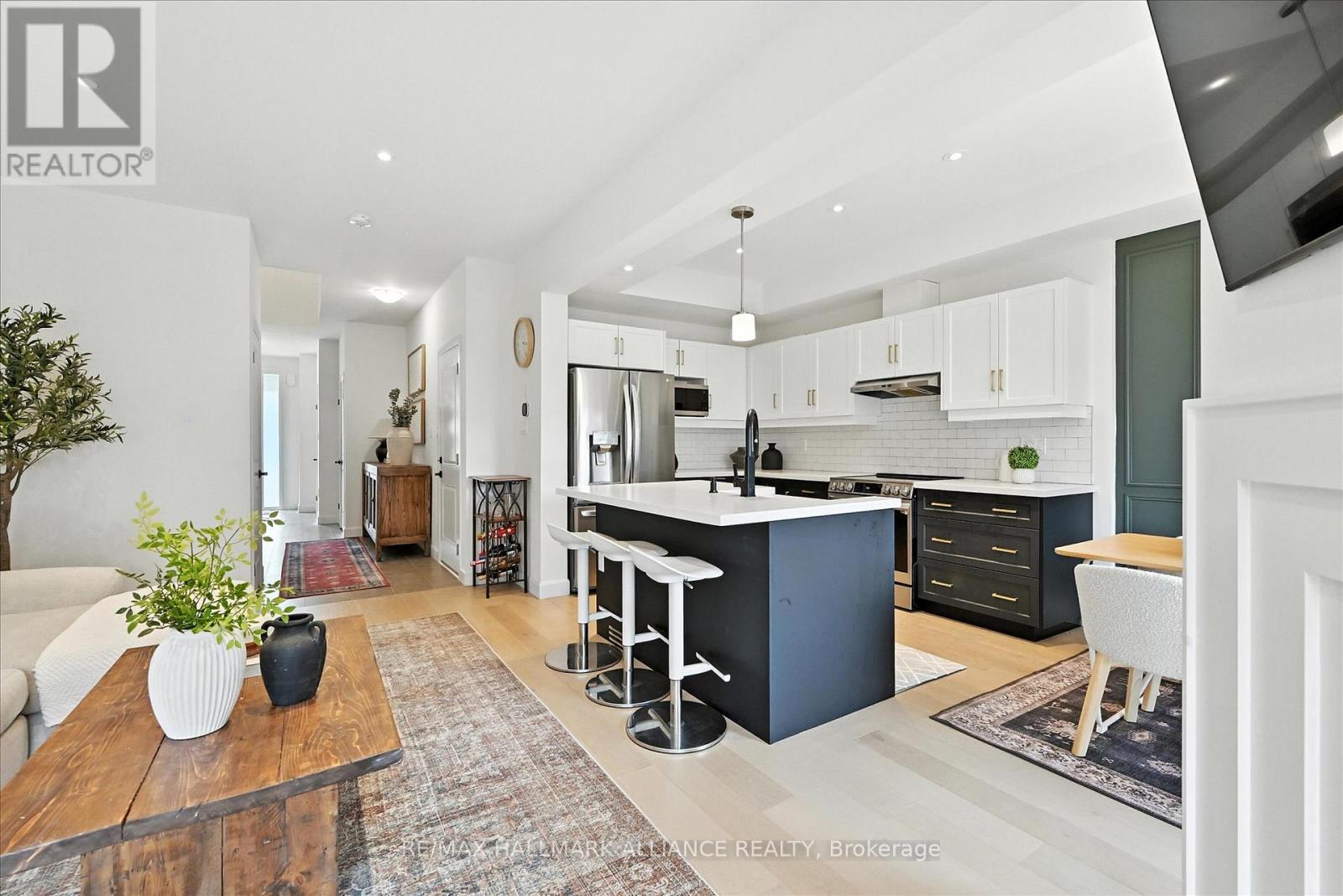Single Family House for Sale in  SOUTHAM LANE Hamilton (Mountview) 
