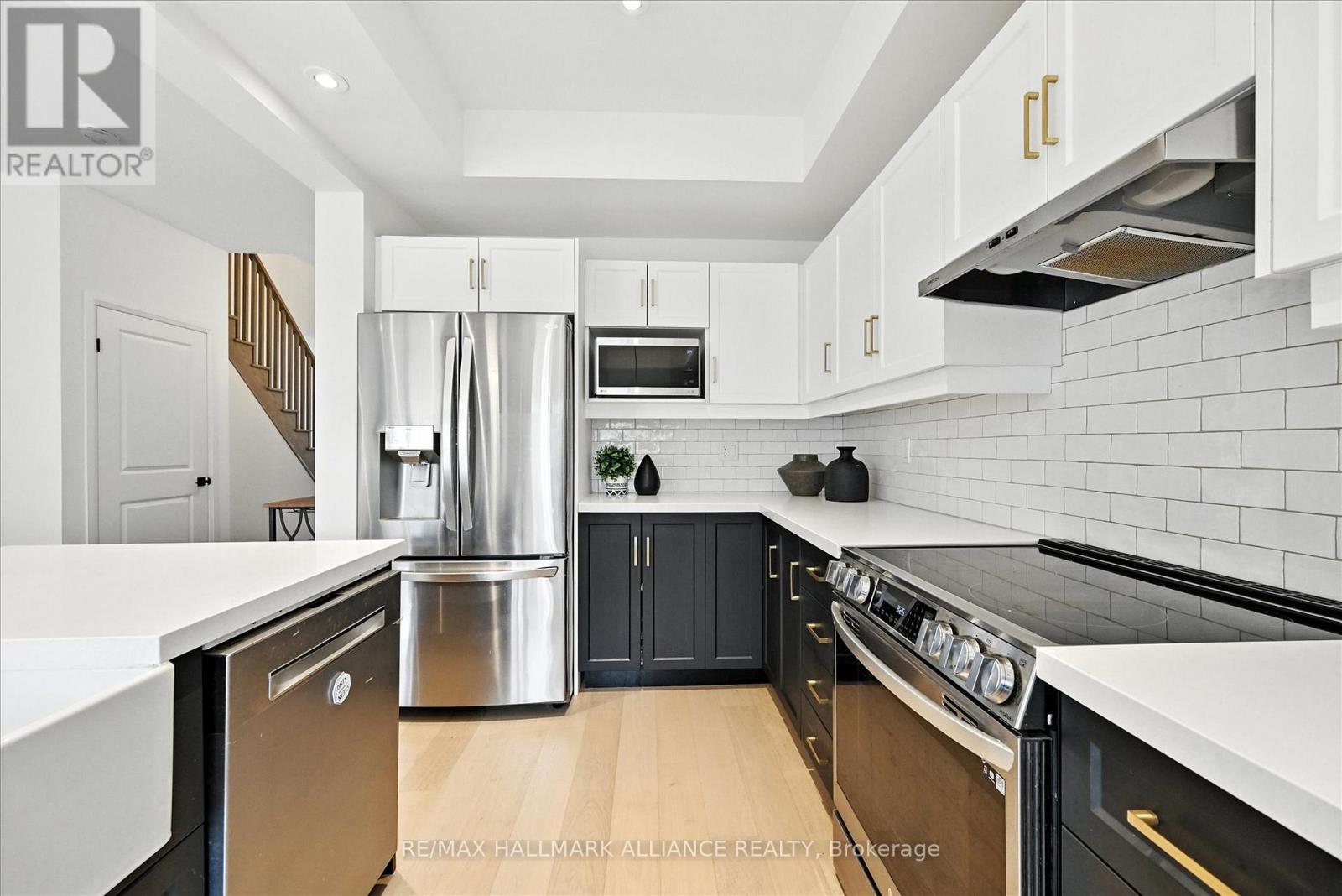 Single Family House for Sale in  SOUTHAM LANE Hamilton (Mountview) 