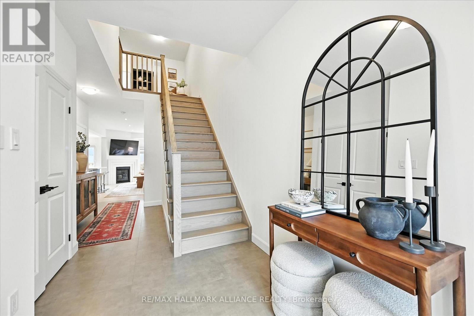 Single Family House for Sale in  SOUTHAM LANE Hamilton (Mountview) 
