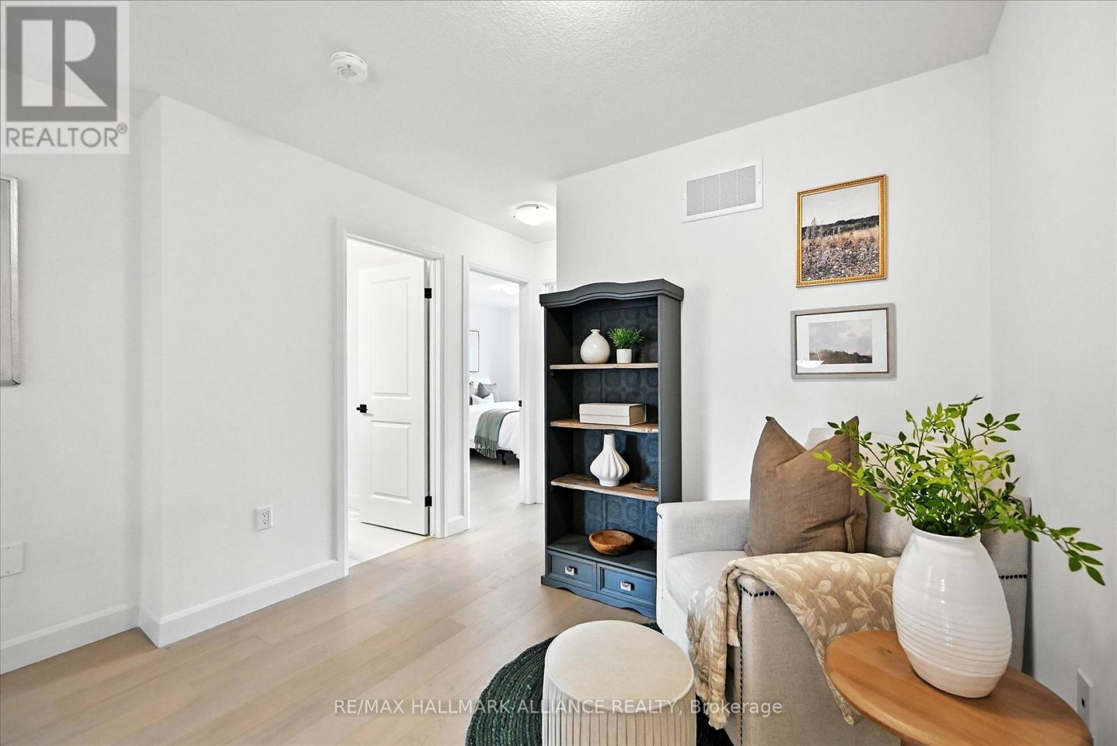 Single Family House for Sale in  SOUTHAM LANE Hamilton (Mountview) 