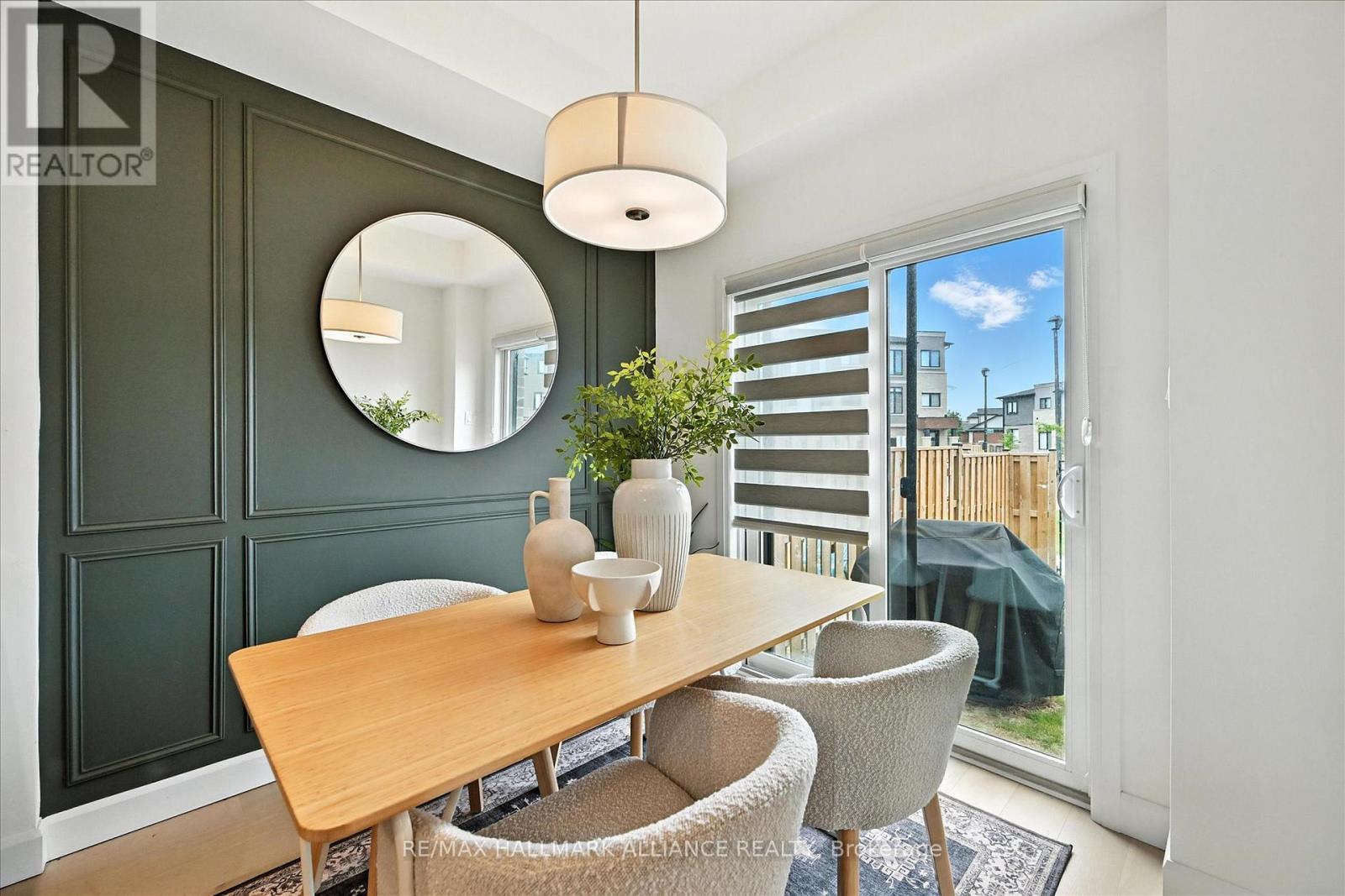 Single Family House for Sale in  SOUTHAM LANE Hamilton (Mountview) 