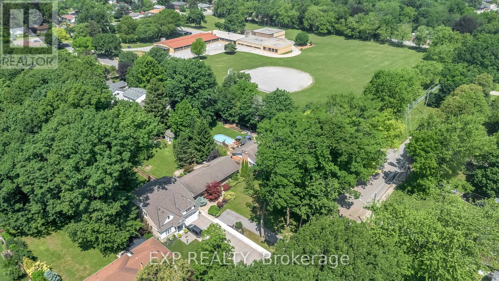 Photo 10 of 5585 Belmont Avenue, Niagara Falls ON