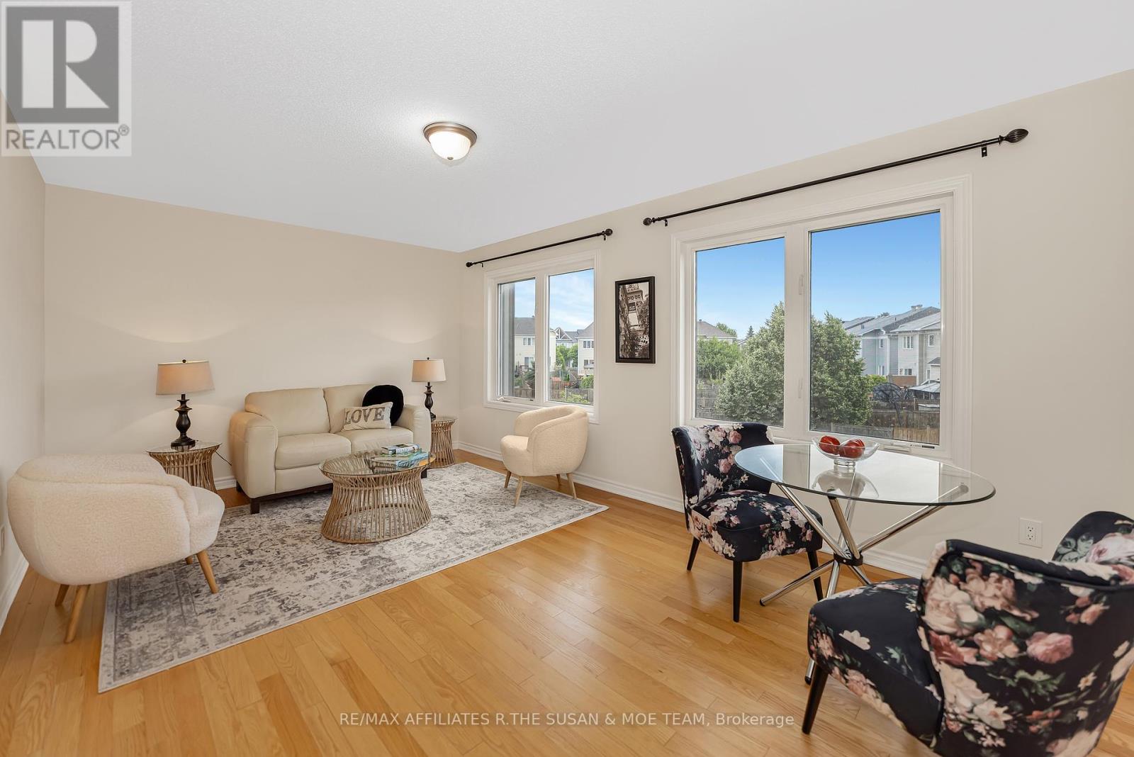 Photo 7 of 503 Coldwater Crescent, Ottawa ON