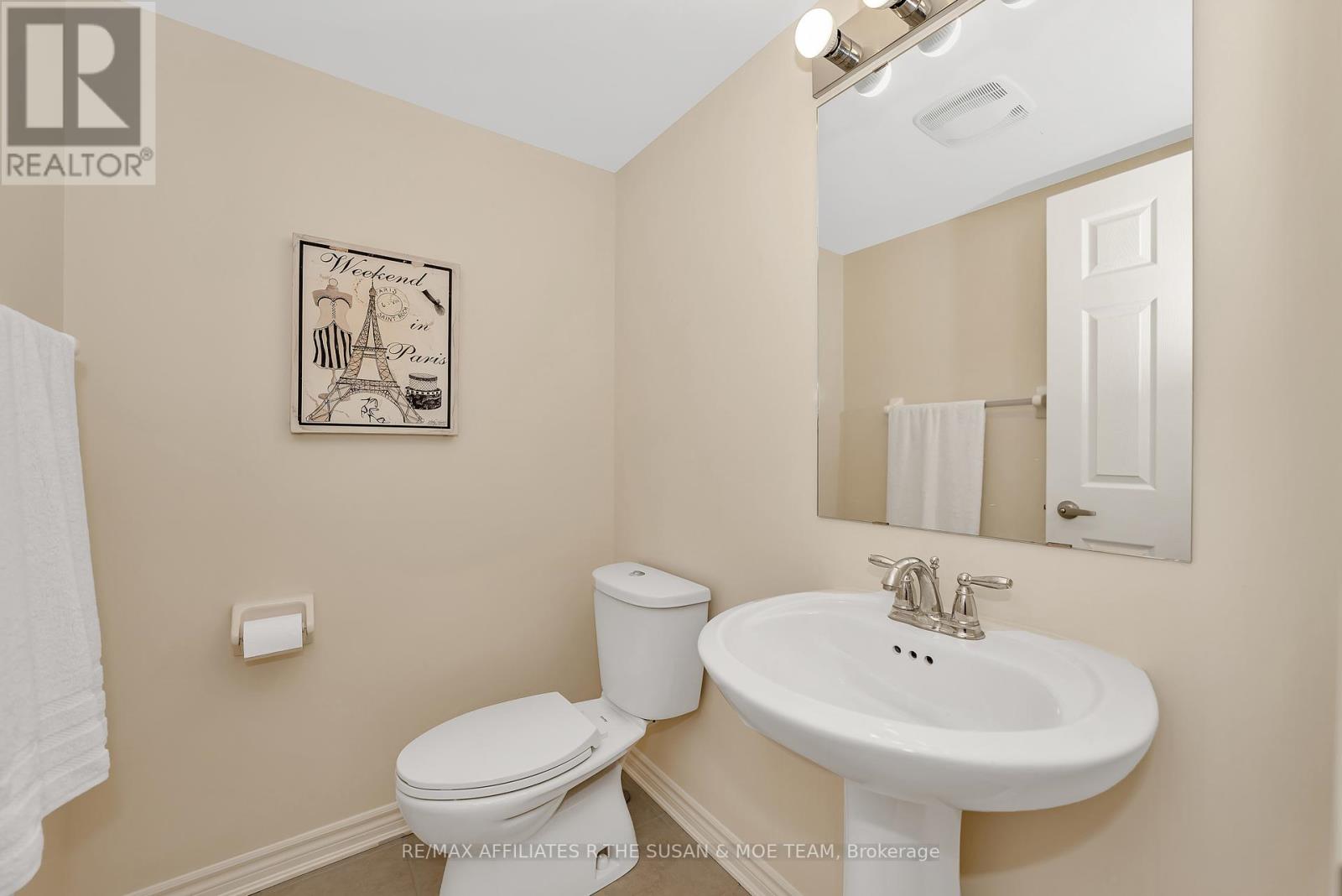 Photo 21 of 503 Coldwater Crescent, Ottawa ON