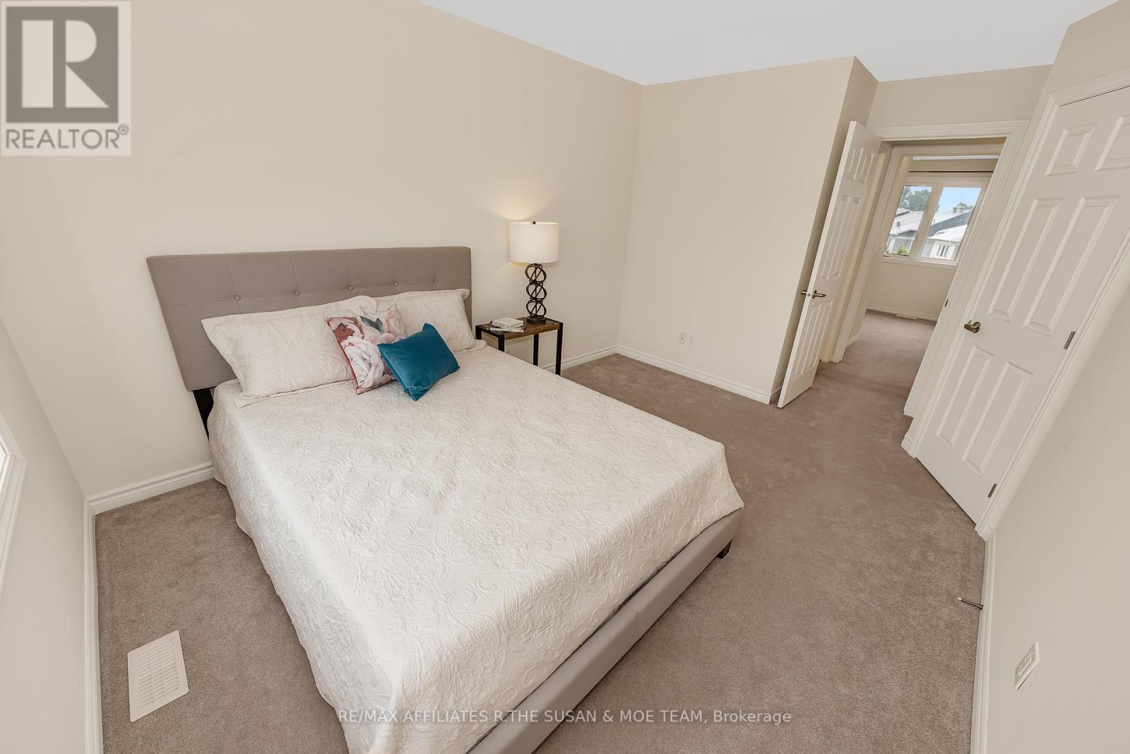 Photo 1 of 503 Coldwater Crescent, Ottawa ON