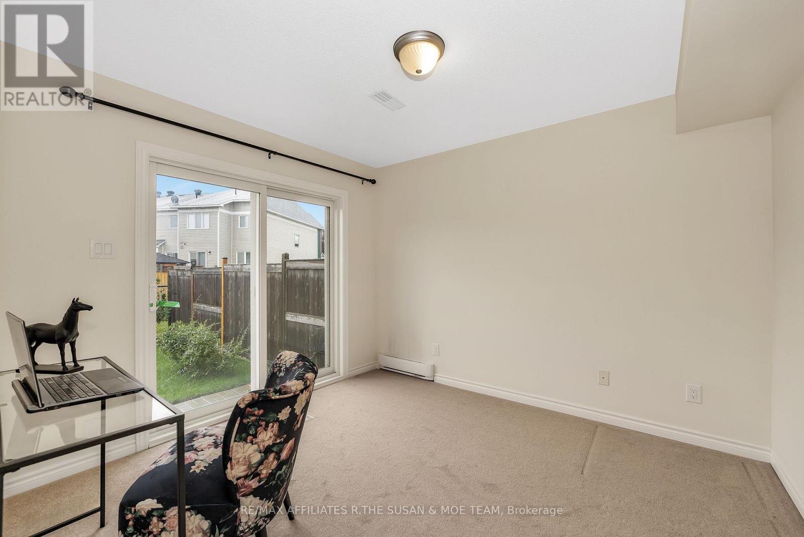 Photo 26 of 503 Coldwater Crescent, Ottawa ON