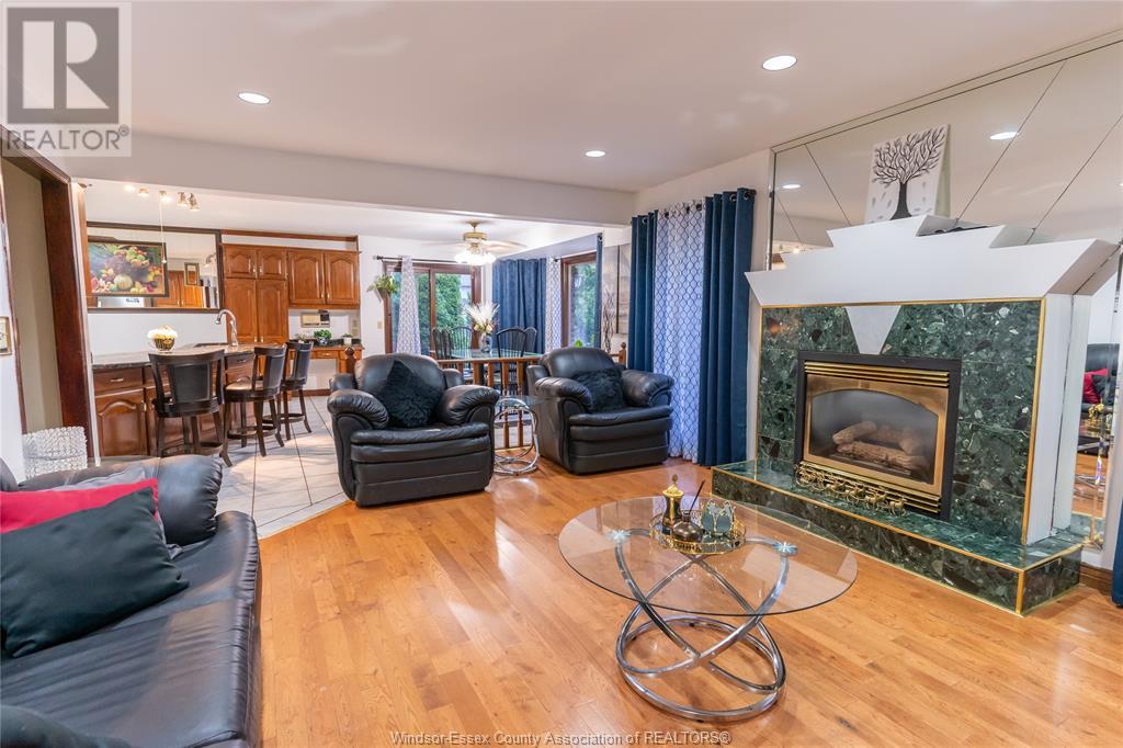 Photo 16 of 12310 Candlewood, Tecumseh ON