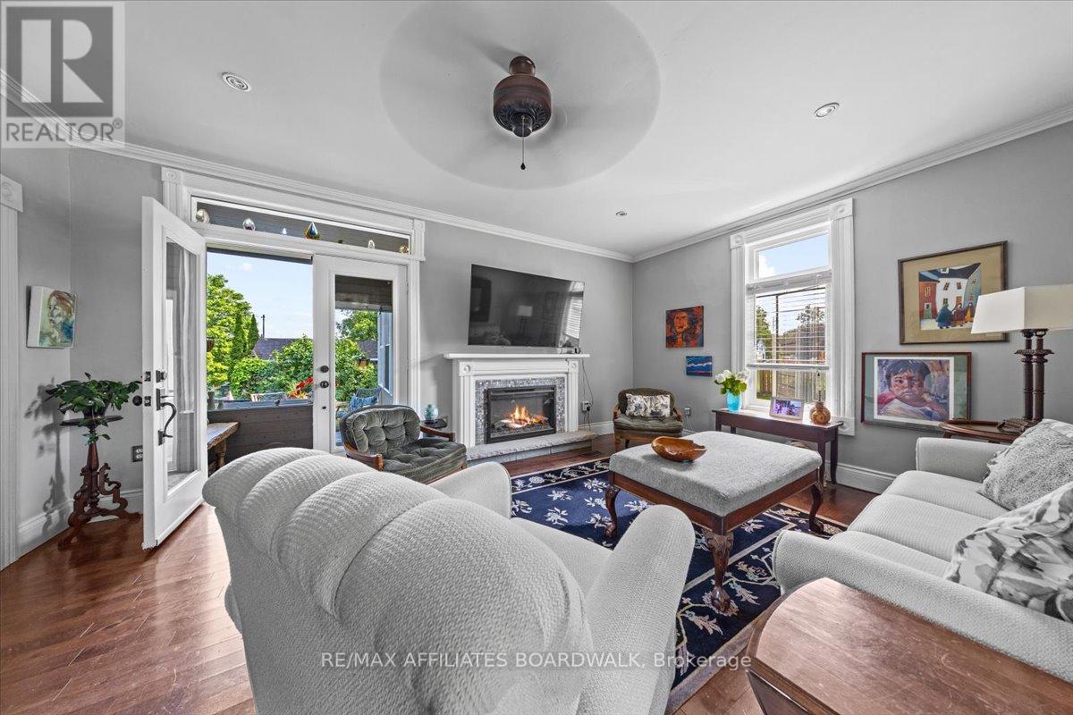 Photo 11 of 119 Oakel Street, Leeds And The Thousand Islands ON