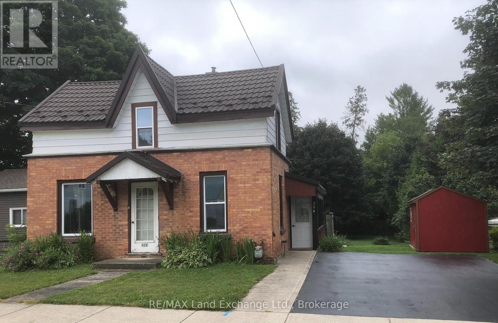 Photo 1 of 204 Amelia Street, Brockton ON