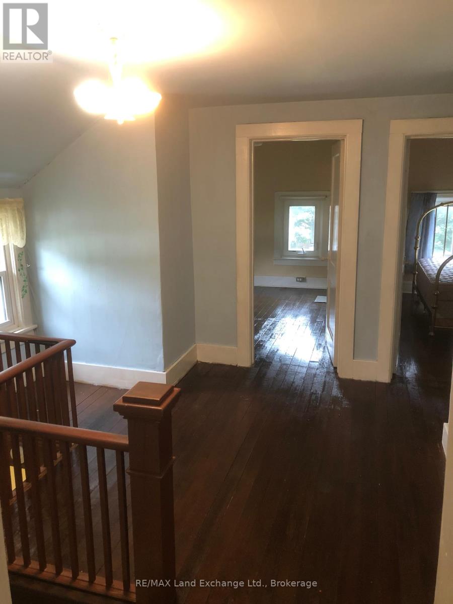 Photo 13 of 204 Amelia Street, Brockton ON