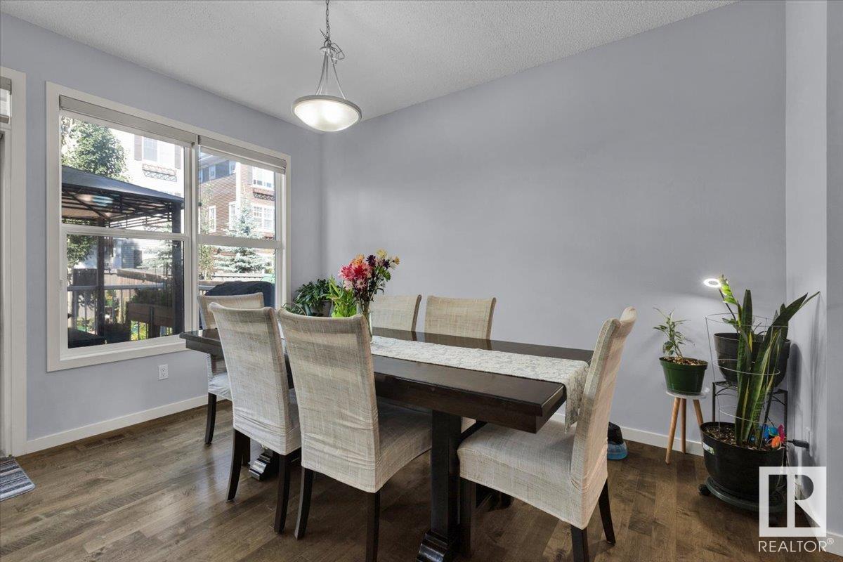 Photo 19 of 2585 Cole Cr Sw, Edmonton AB