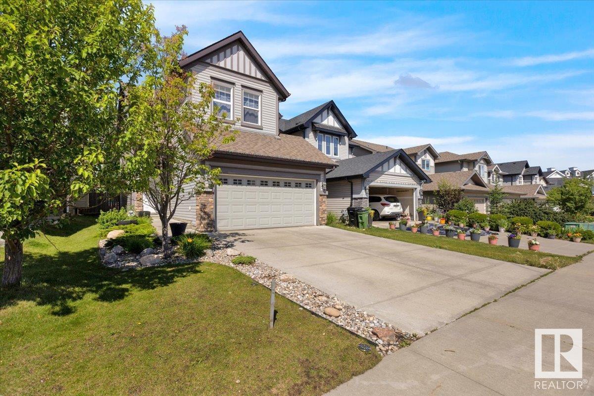 Photo 3 of 2585 Cole Cr Sw, Edmonton AB