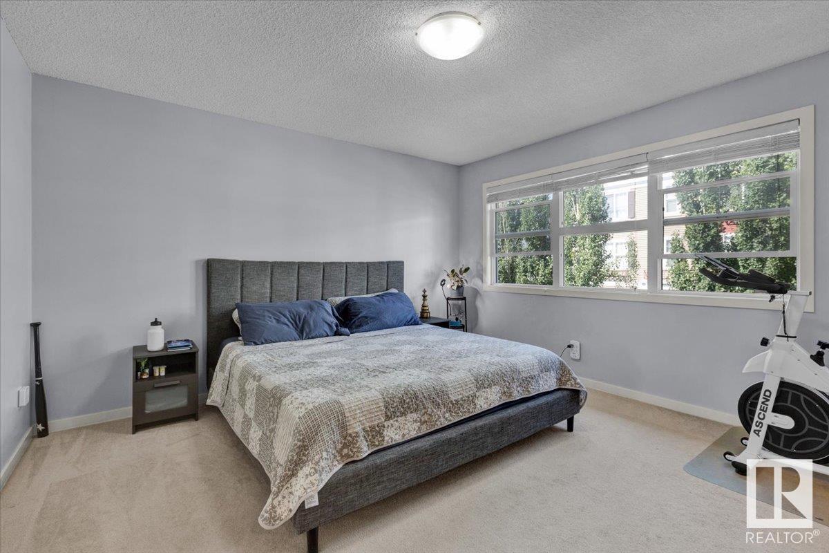 Photo 33 of 2585 Cole Cr Sw, Edmonton AB