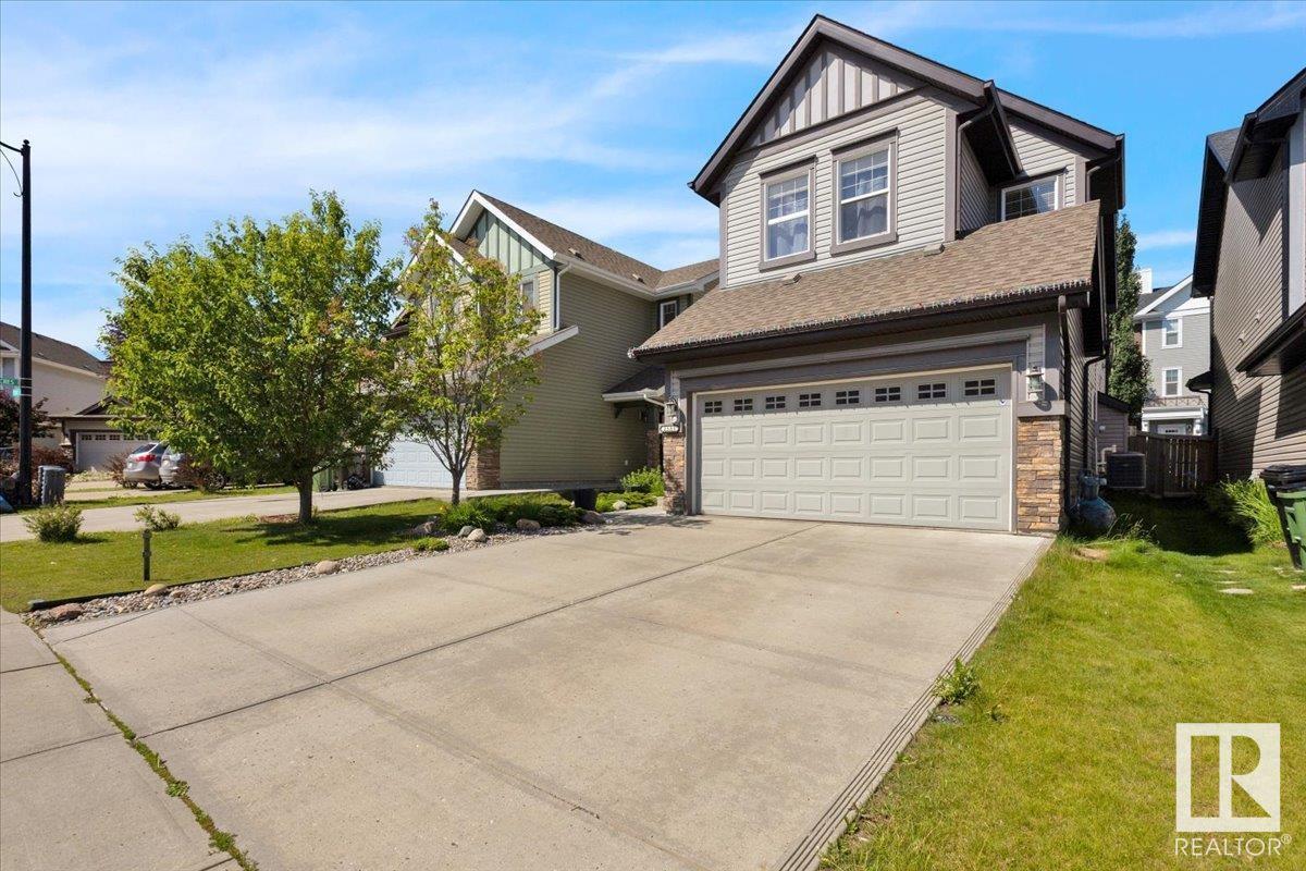 Photo 4 of 2585 Cole Cr Sw, Edmonton AB