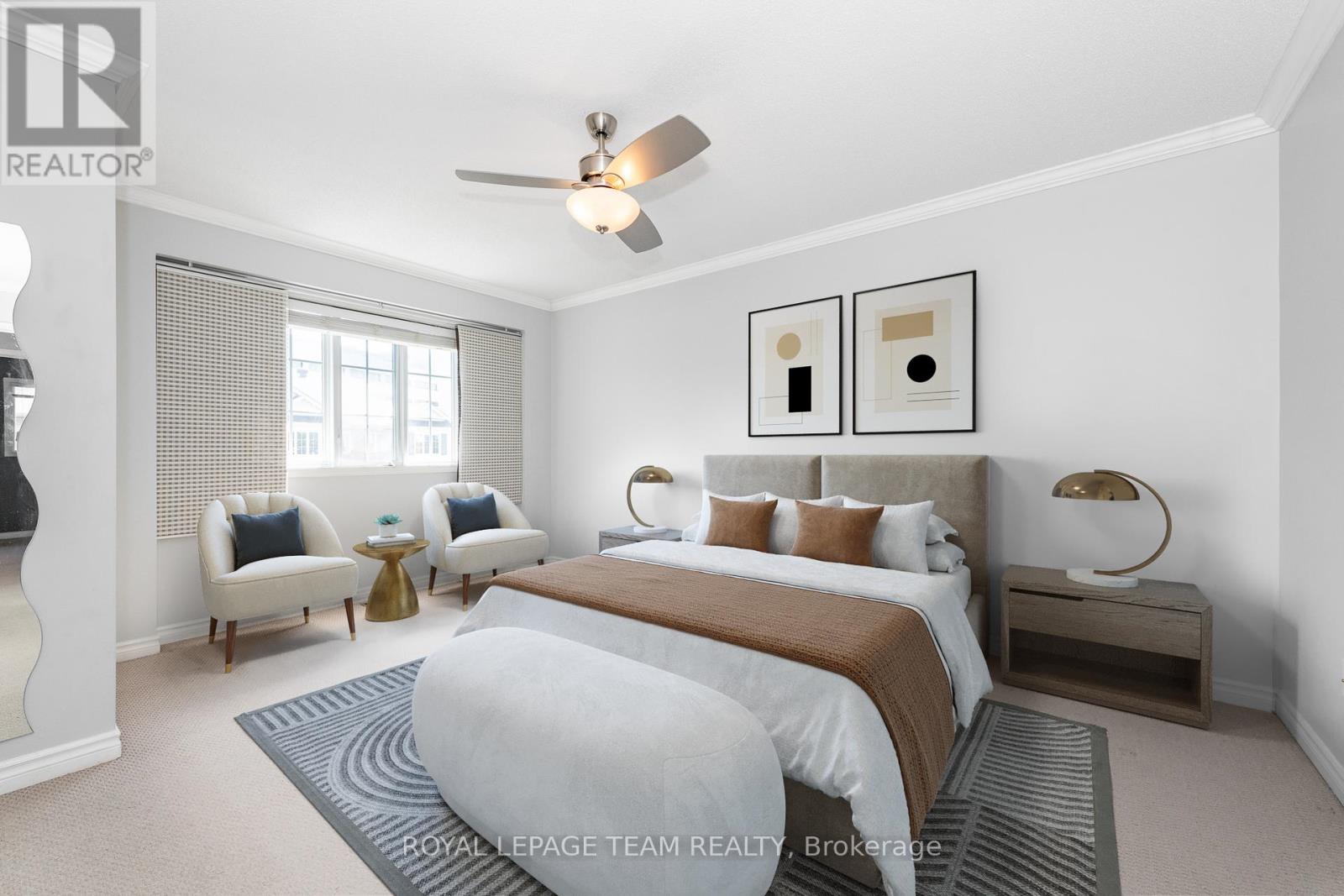 Photo 4 of 40 Manhattan Crescent S, Ottawa ON