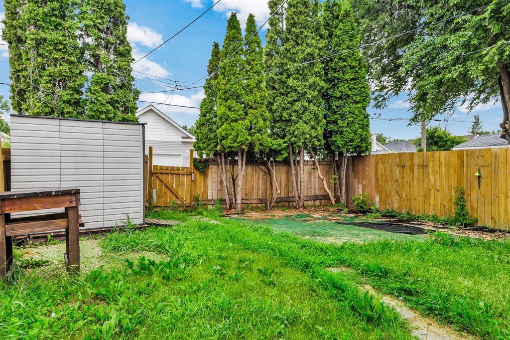 Photo 25 of 582 Windsor Avenue, Winnipeg MB